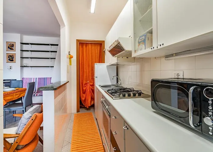 דירה Cozy In גרוסטו